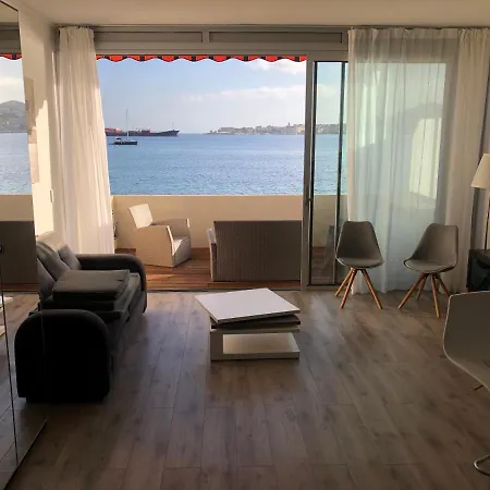 Pieds Dans L'eau Apartament *