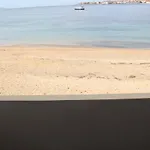 Pieds Dans L'eau Αζάτσιο