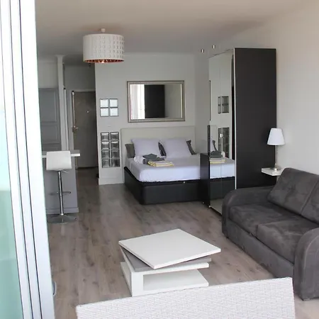 Pieds Dans L'eau Διαμέρισμα *