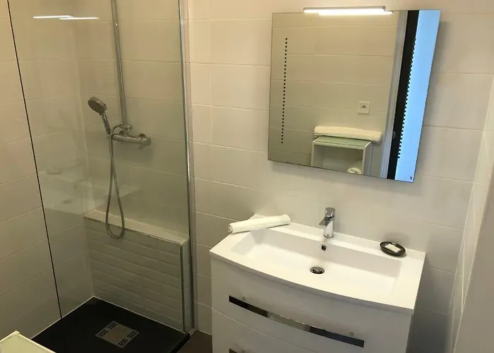 Daire Pieds Dans L'eau